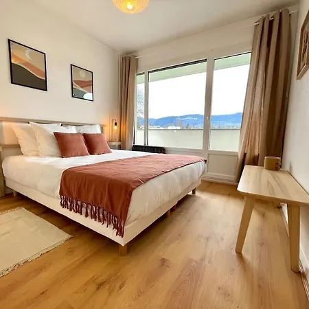 - Lit Queen Size - Proximité Genève Appartement