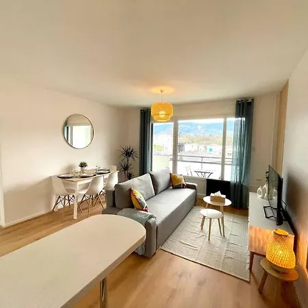 - Lit Queen Size - Proximité Genève Appartement *